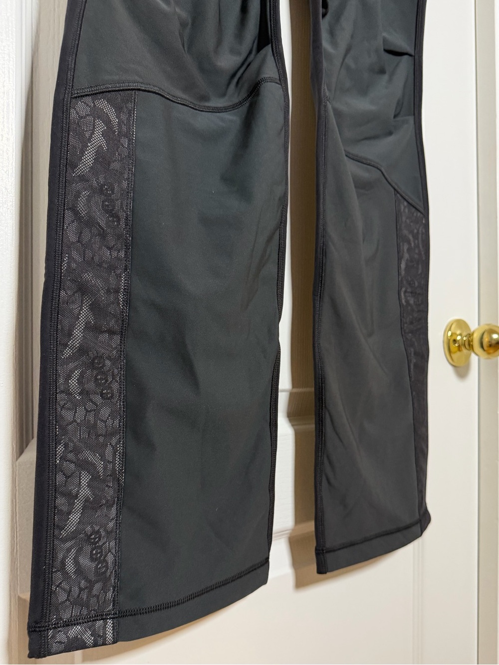 NWT Lululemon Athletica Run: Bold In The Cold Pant Womens Size 10 Black NEW Rare - Picture 7 of 15